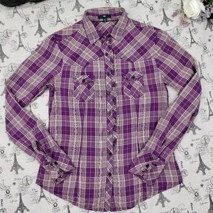 Gap Purple plaid button down shirt with ruffle trim Size M